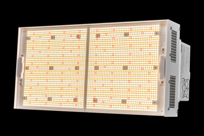 O6i 1200W 180 - 480V LED Grow Light - Black Label Supply llc