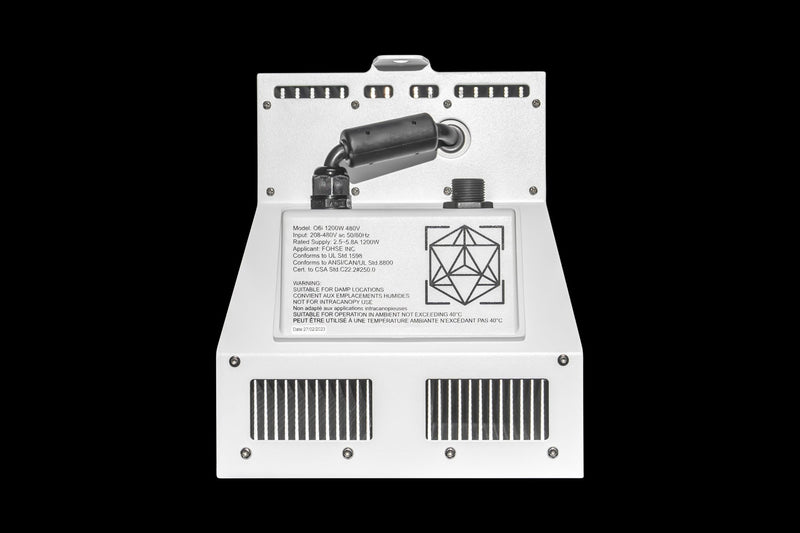 O6i 1200W 180 - 480V LED Grow Light - Black Label Supply llc